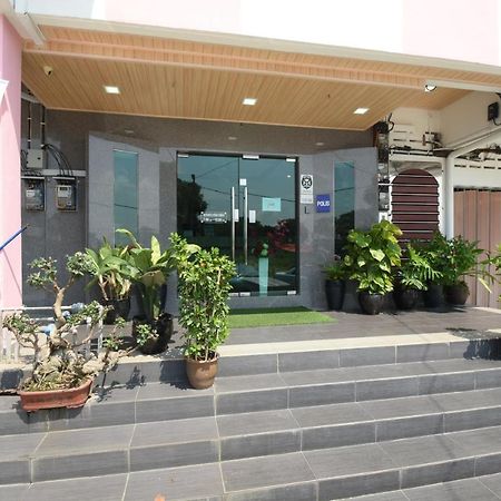 โรงแรม 56 Mentekab ภายนอก รูปภาพ